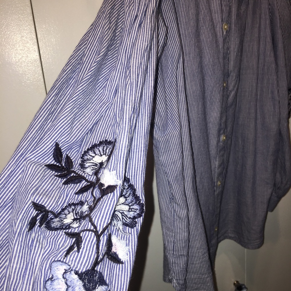 LOFT OFF-SHOULDER TOP
